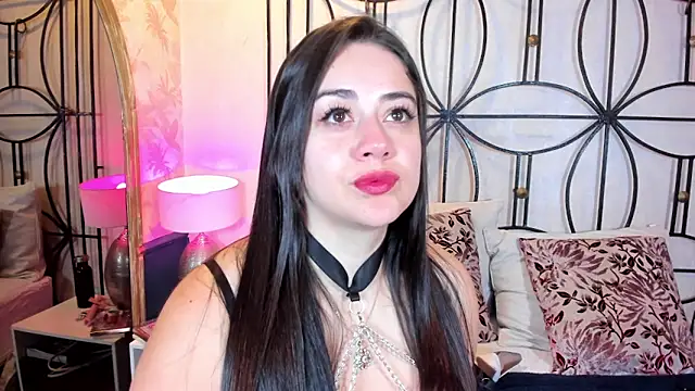 Snapshot of nahomi_sweett chatting on 11-22-25, 11:09 nahomi sweett online show from 11-22-25, 11:09