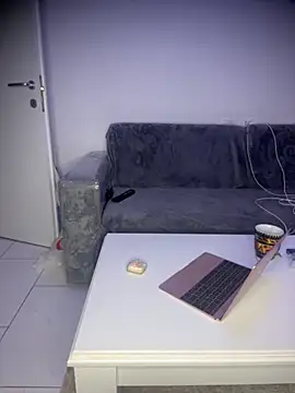 Snapshot of Sashabunny chatting on 10-25-25, 09:53 Sashabunny online show from 10-25-25, 09:53