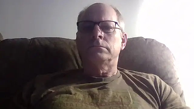 Snapshot of pjkrun66 chatting on 11-11-25, 10:54 pjkrun66 online show from 11-11-25, 10:54