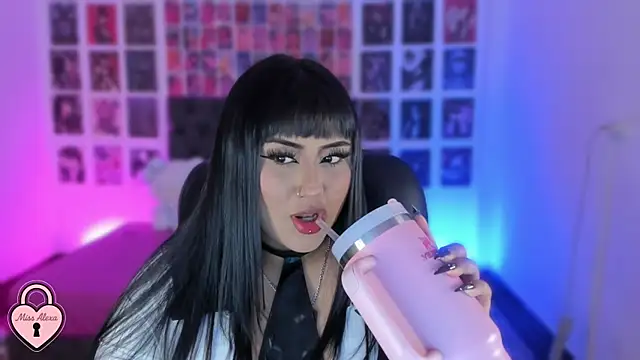 Snapshot of Tellme_Alexa chatting on 10-15-25, 04:40 Tellme Alexa online show from 10-15-25, 04:40