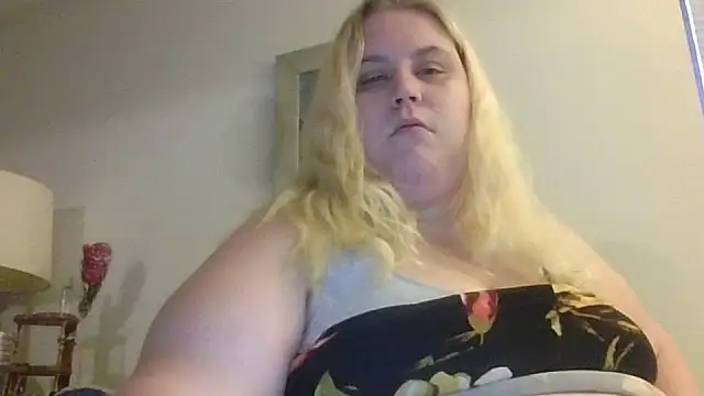 Tabbycat27 online show from 09-25-25, 10:46