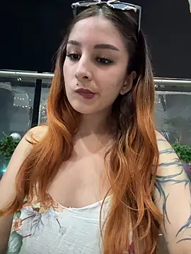 Mon Cherry online show from 12-17-25, 12:05