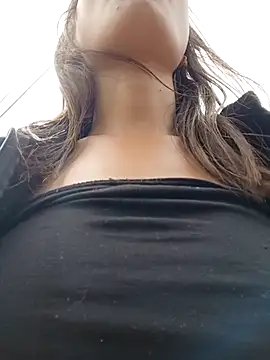 Snapshot of Violeta_12- chatting on 02-17-26, 03:08 Violeta 12- online show from 02-17-26, 03:08