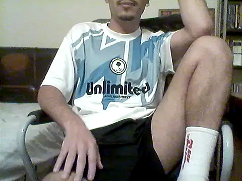 Snapshot of meowwboy chatting on 11-18-25, 06:45 meowwboy online show from 11-18-25, 06:45