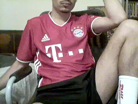 Snapshot of meowwboy chatting on 11-25-25, 08:20 meowwboy online show from 11-25-25, 08:20