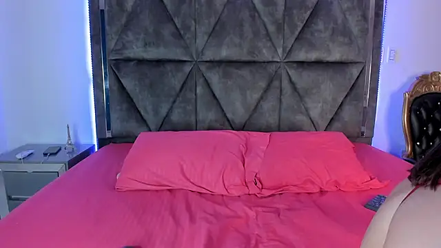 Deiisy Queen online show from 01-13-25, 07:10