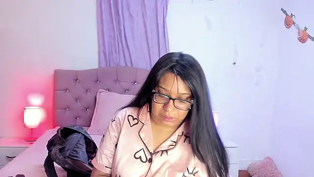 Latinabombsheell online show from 10-16-25, 03:29