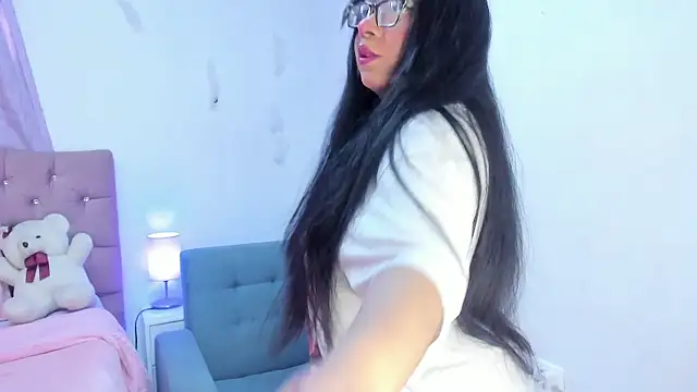 Latinabombsheell online show from 01-08-26, 02:08