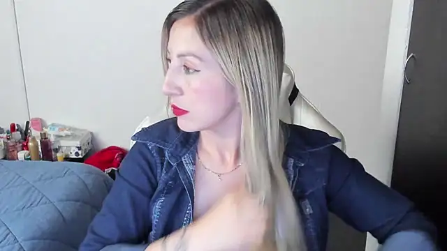 Andreina Suann online show from 01-22-25, 11:23