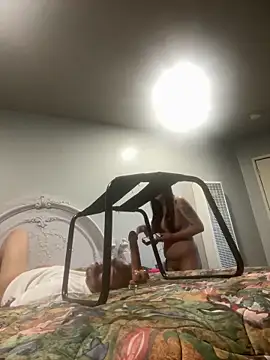 Snapshot of Gin4Cole chatting on 01-05-25, 04:48 Gin4Cole online show from 01-05-25, 04:48