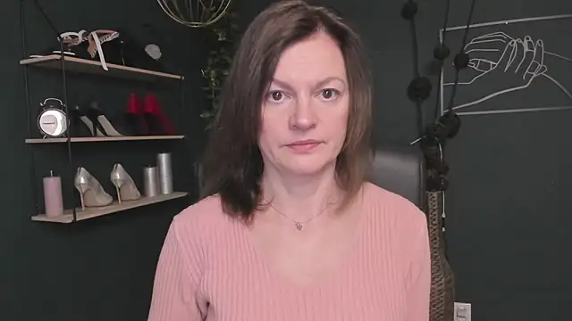 VivianWILD online show from 10-15-25, 06:02