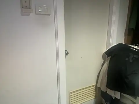 Snapshot of cloudboy_kk8 chatting on 04-01-26, 10:51 cloudboy kk8 online show from 04-01-26, 10:51