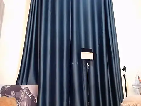 TeenieReeny online show from 03-12-26, 08:15