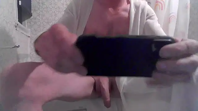 Snapshot of nickybaby chatting on 11-08-25, 05:40 nickybaby online show from 11-08-25, 05:40