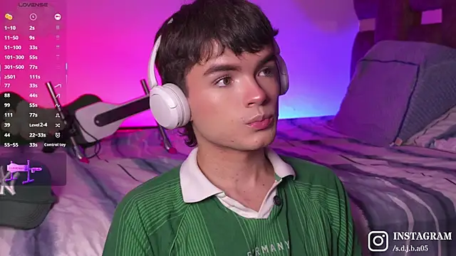 Angelo 018 online show from 10-27-25, 03:21