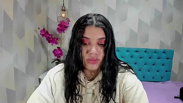 LindaBreeS online show from 10-20-25, 02:17