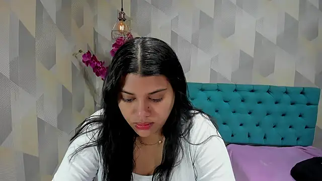 LindaBreeS online show from 10-21-25, 01:23