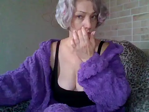 Snapshot of Lorie_Carrie chatting on 02-01-25, 12:26 Lorie Carrie online show from 02-01-25, 12:26