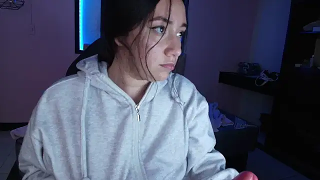 Andrea Ramos online show from 02-06-25, 07:13