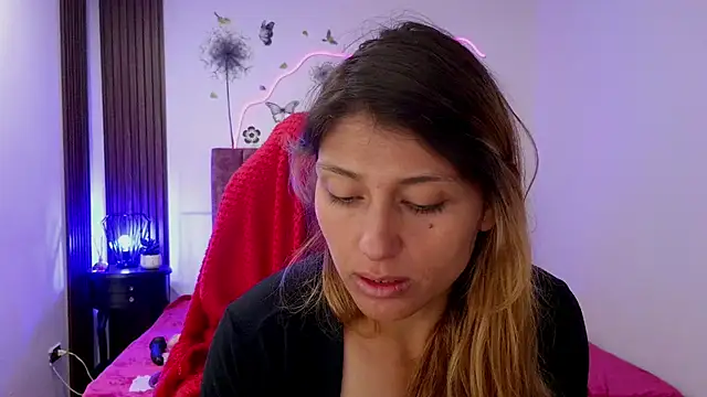 elena detroya online show from 01-06-26, 12:31