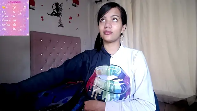 Snapshot of Kloy__sech- chatting on 02-18-25, 02:27 Kloy sech- online show from 02-18-25, 02:27