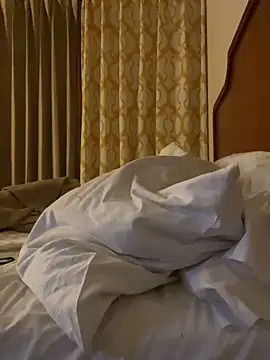 lolabun247 online show from 02-05-25, 01:58