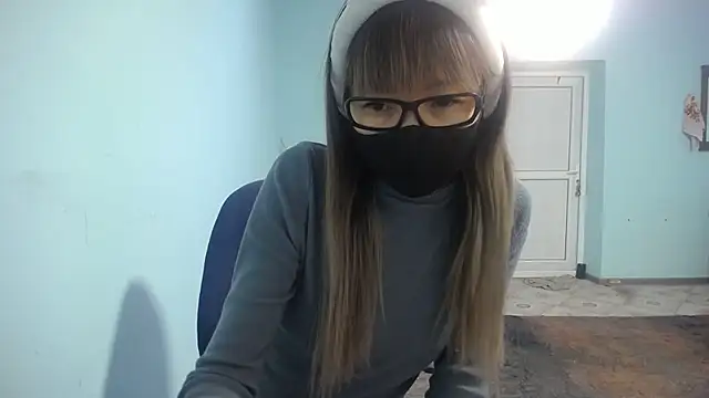 elllaaxx online show from 01-24-25, 09:49