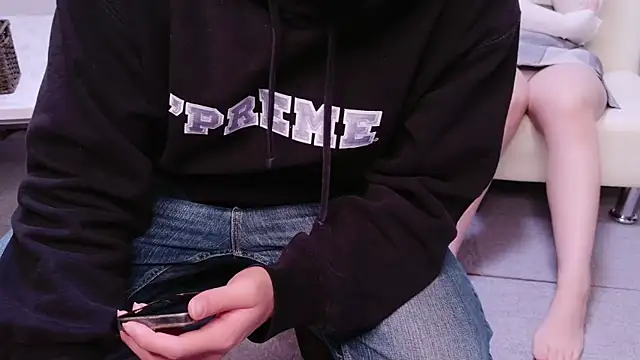 Snapshot of Musabetsu-Ikaseya chatting on 03-18-25, 07:20 Musabetsu-Ikaseya online show from 03-18-25, 07:20