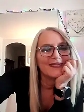 kikkastar online show from 12-16-24, 01:43