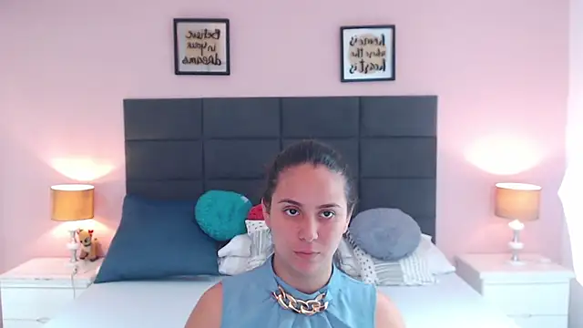 MadisonJenner online show from 12-20-24, 12:27