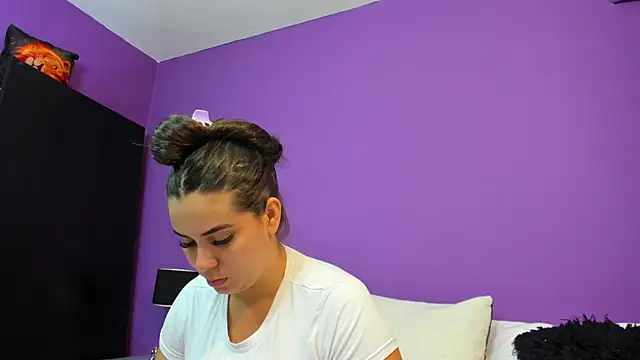 MadisonJenner online show from 02-21-26, 11:22