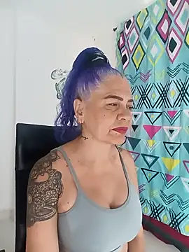 freyadevil333 online show from 10-30-25, 01:34