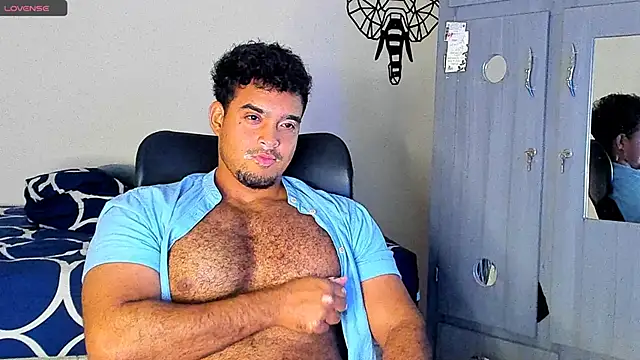 Big furry bear13 online show from 03-07-25, 08:02