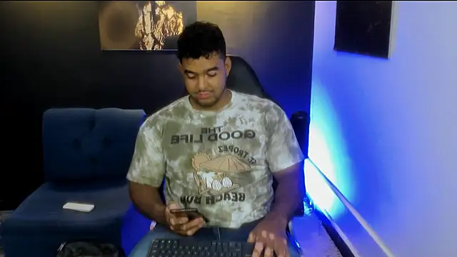 Big furry bear13 online show from 11-05-25, 04:23