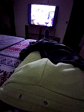 Hunter1523 online show from 11-06-25, 11:04