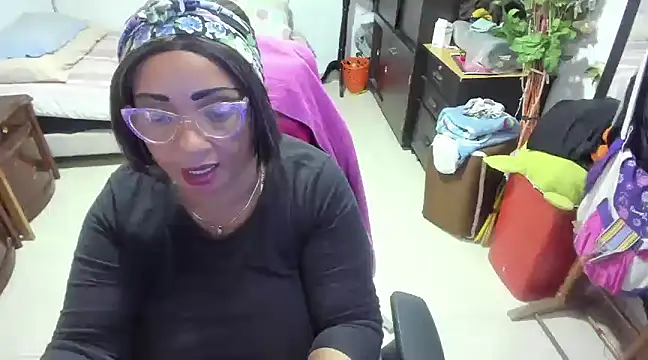 Mrs mommy  online show from 01-29-25, 08:14