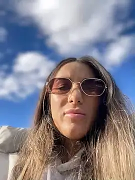 HotXMom online show from 10-19-25, 11:55