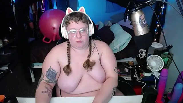 FatVeronica online show from 03-23-25, 09:10