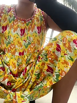 Snapshot of Ishikarana chatting on 11-04-25, 02:43 Ishikarana online show from 11-04-25, 02:43