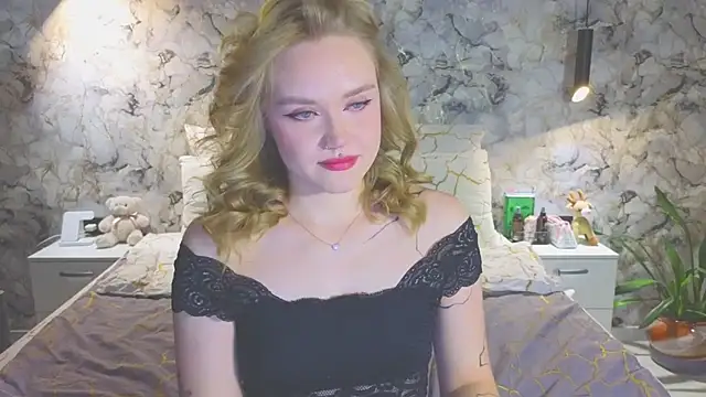 Aurora Golden1 online show from 12-01-25, 05:51