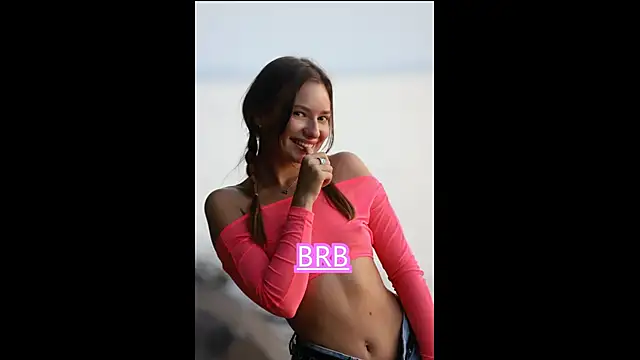 Snapshot of soffy__kisss chatting on 02-22-25, 04:09 soffy  kisss online show from 02-22-25, 04:09