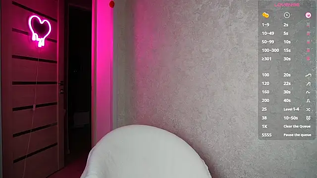 Snapshot of soffy__kisss chatting on 03-14-25, 04:19 soffy  kisss online show from 03-14-25, 04:19