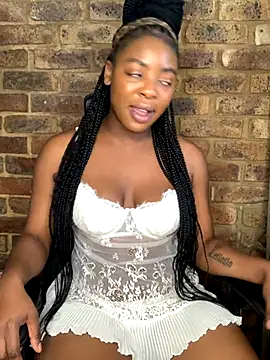 Snapshot of Ass-Queen chatting on 09-19-25, 10:49 Ass-Queen online show from 09-19-25, 10:49