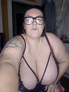 Snapshot of CummingStars98 chatting on 11-08-25, 07:56 CummingStars98 online show from 11-08-25, 07:56