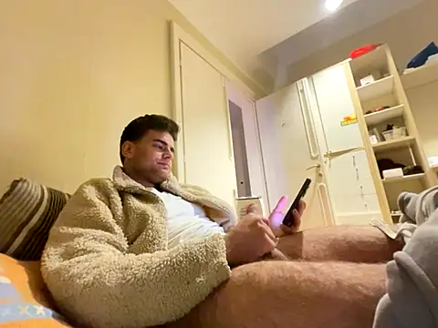 cubalibre02 online show from 12-03-25, 08:29