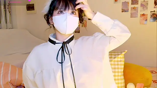 Snapshot of Embez-Damdang chatting on 12-30-24, 03:57 Embez-Damdang online show from 12-30-24, 03:57