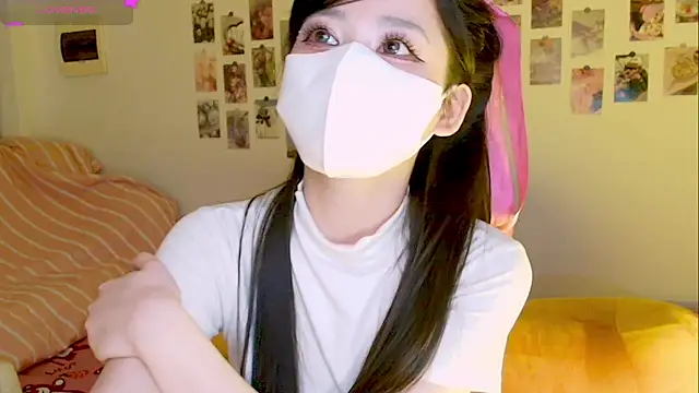 Snapshot of Embez-Damdang chatting on 01-02-25, 10:11 Embez-Damdang online show from 01-02-25, 10:11