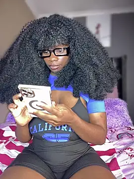 Snapshot of Candy-Heart chatting on 11-07-25, 09:59 Candy-Heart online show from 11-07-25, 09:59