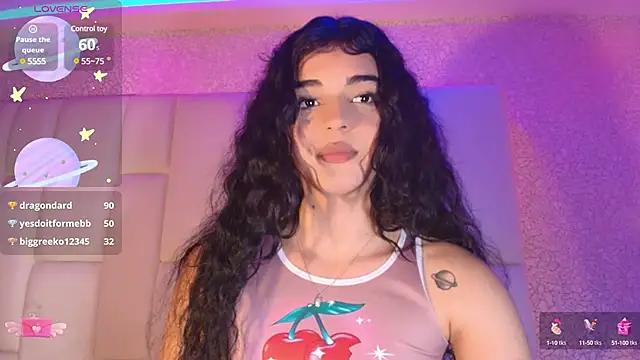 Snapshot of Summer_walkerr chatting on 02-25-25, 12:24 Summer walkerr online show from 02-25-25, 12:24