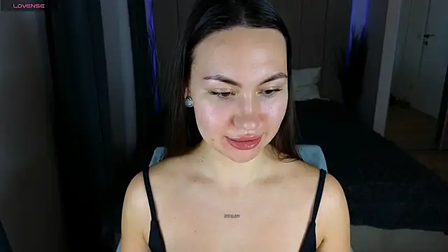 GIGI BENNET online show from 12-05-24, 03:50